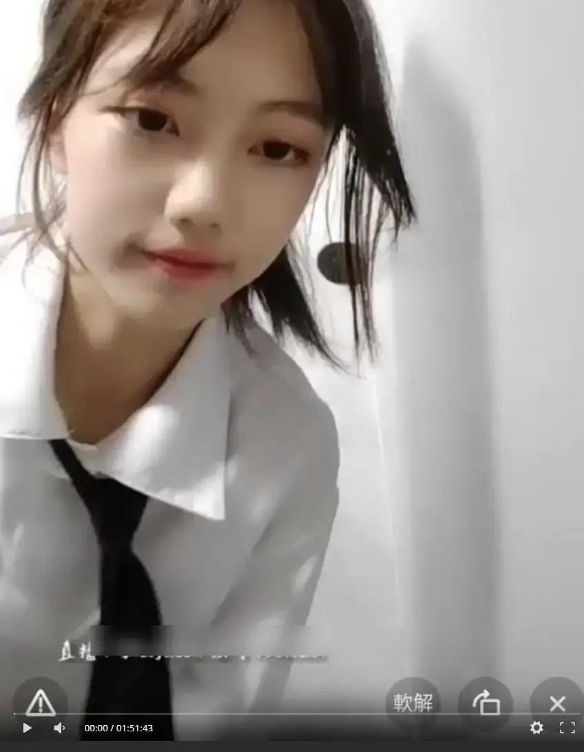原视频高清完整版免费在线播放《贺子涵》- 小女孩贺子涵深度还原贺梓涵直播翻车名场面始末，带你彻底了解全貌 - 无删减全集免费观看，名场面高能瞬间