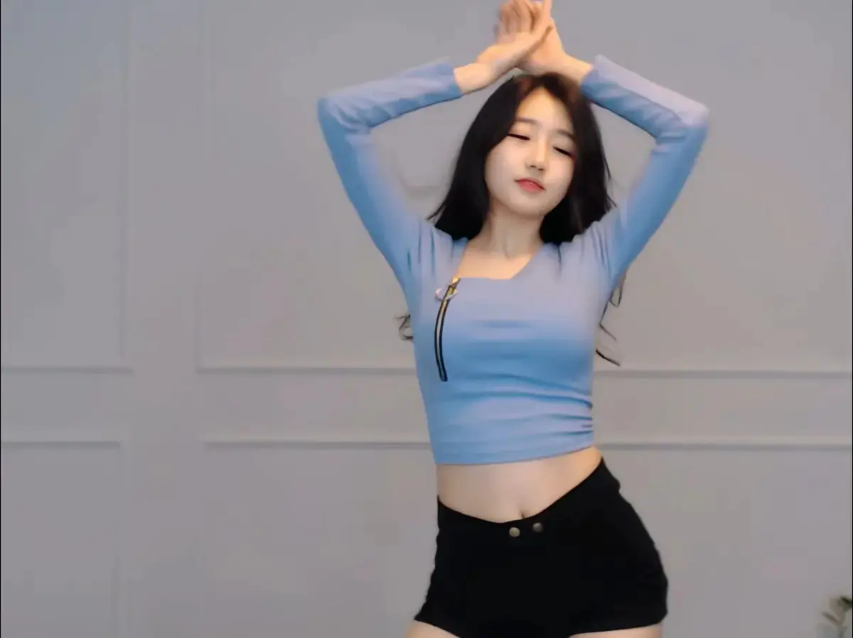 《onlyfans每日大赛徐雅》终极剪辑版-抖音爆款徐雅8月加长版-高能瞬间免费在线观看-《onlyfans每日大赛》高清抢先看