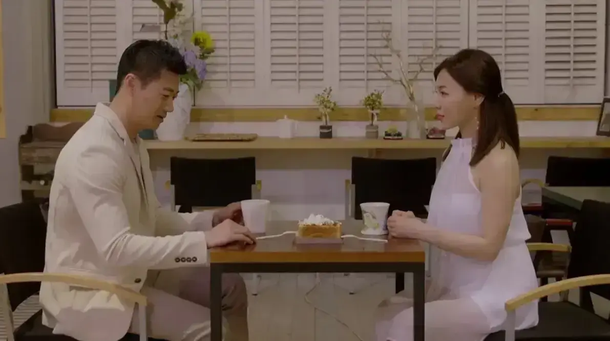 《邻居家妻子》韩影未删减1080P在线观看-我邻居的老婆高清完整版-百度网盘夸克迅雷下载-《邻居家妻子》韩语中字资源-无广告播放