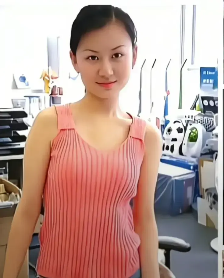 《莫老师》全季高清完整版免费看-热门短剧莫老师无删减在线播放-超清画质体验