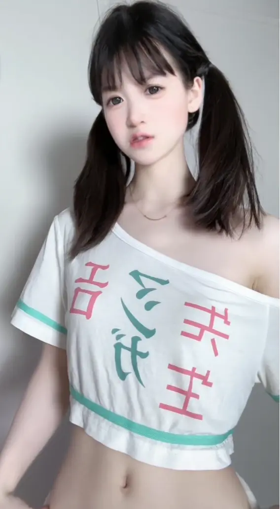 《萌小栖》4K超清无水印完整版写真视频礼包照片合集-萌小栖全套收录持续更新-内嵌字幕夸克网盘资源