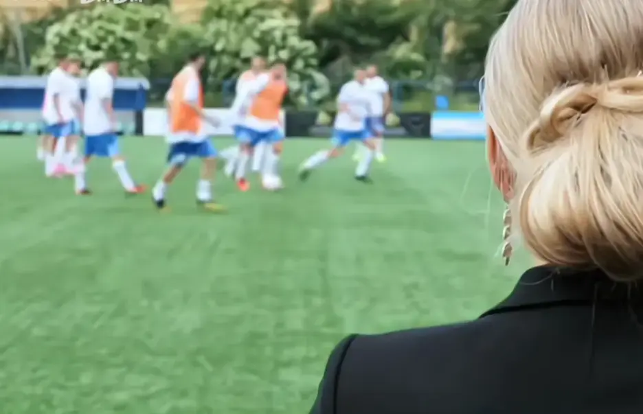 《footballersmoms》1080P高清在线观看-《footballersmoms》无广告完整版播放-足球队女老板免费观看
